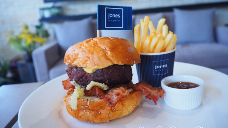 Jones The Grocer เขาใหญ่ & Thyme Hill Village