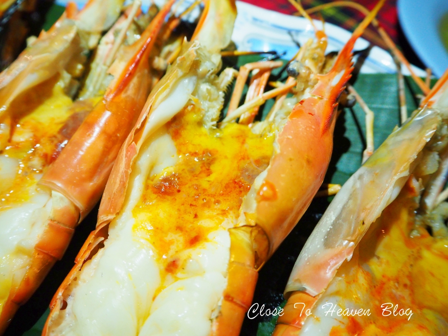 เที่ยวนครสวรรค์ Ep.3: ชวนกินอาหารจีนหงส์ฟ้า, กุ้งเผา 2, และร้านกาแฟสุดชิค Mercy