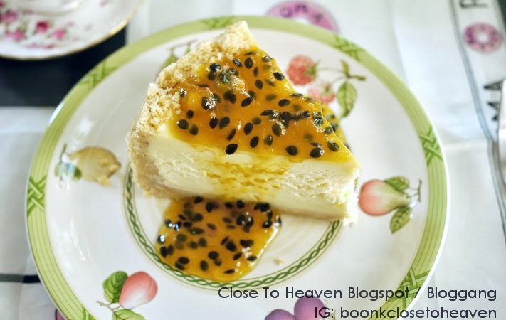 Passion Fruit Cheesecake ชีสเค้กเสาวรส