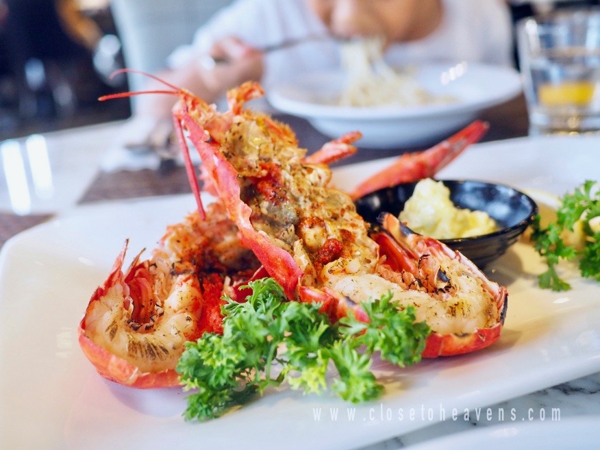 บุฟเฟ่ต์ Sunday Brunch โปรโมชั่น Lobster @Prime, Compass SkyView Hotel