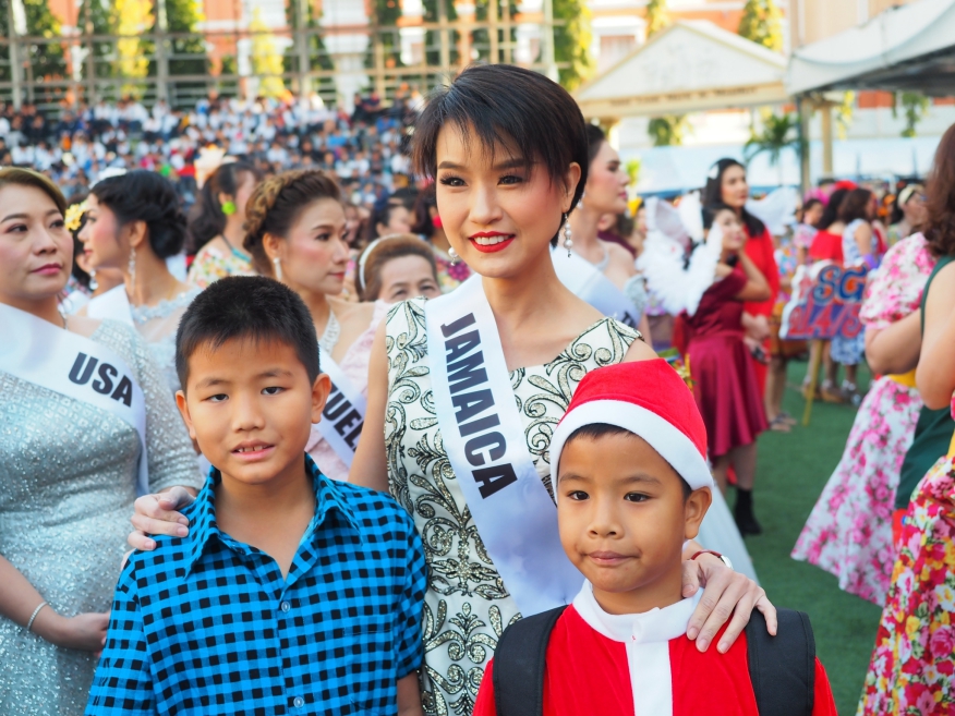 ครั้งหนึ่งในชีวิตหนึ่งใน นางงาม 10 คนสุดท้าย Miss Universe