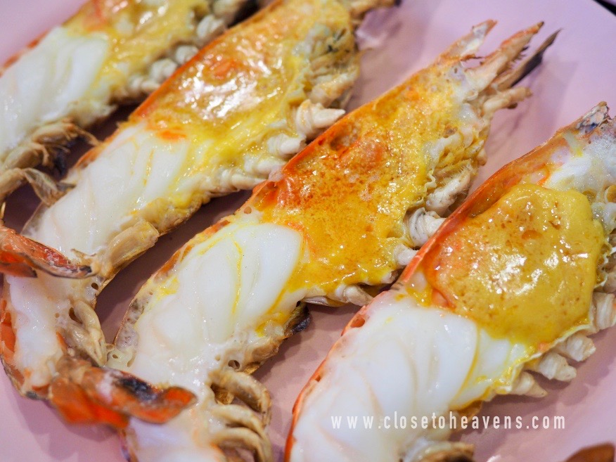 ร้าน ปลา 3 น้ำ  กุ้งเผา ปากเกร็ด นนทบุรี