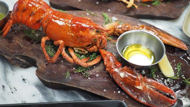 บุฟเฟ่ต์ Lobster & Oyster Buffet, Crab and Claw