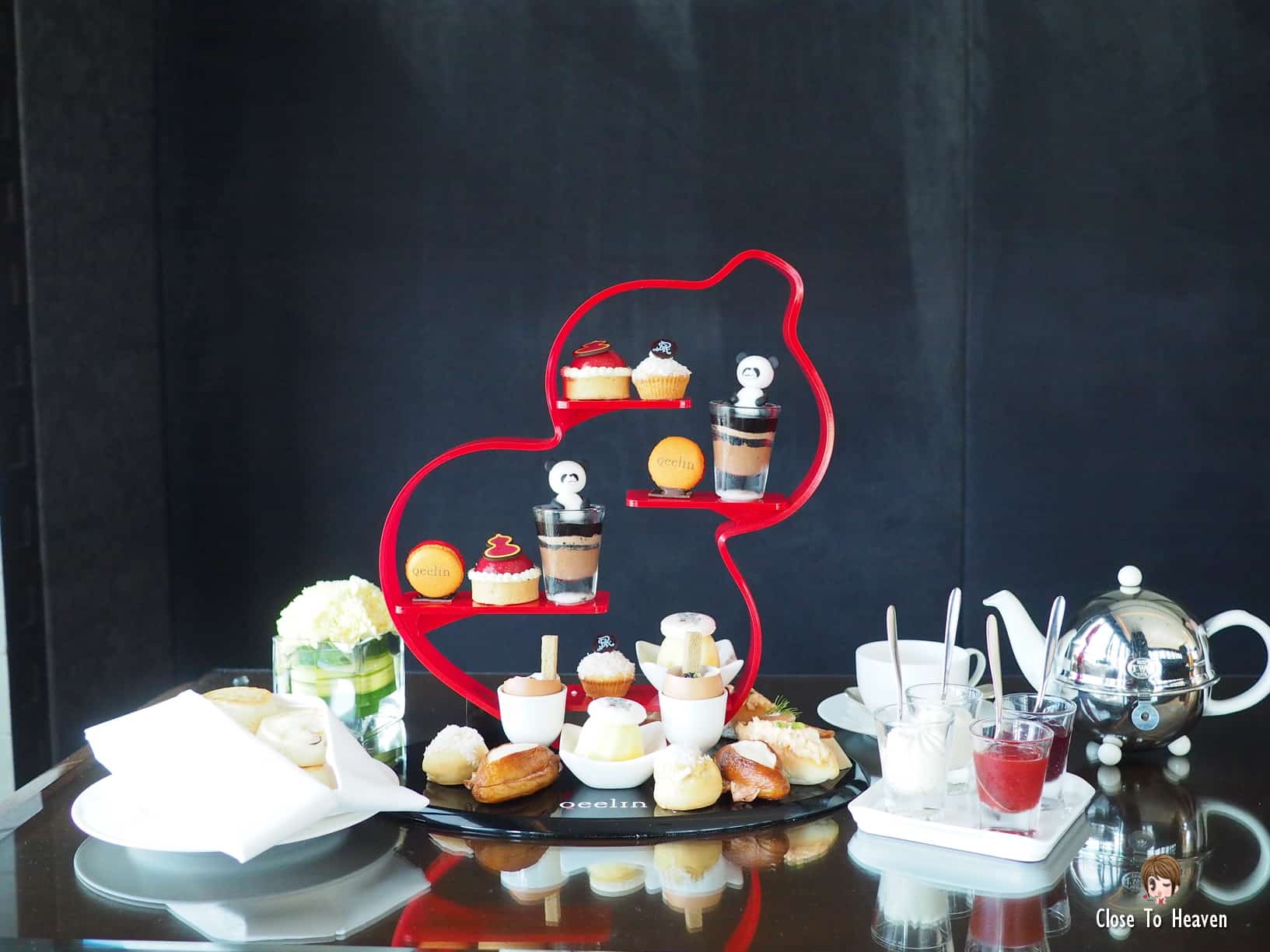 Qeelin Afternoon Tea จิบน้ำชายามบ่ายที่ The St. Regis Bangkok