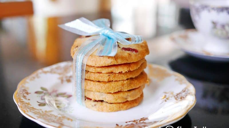 สูตรคุกกี้ Cranberry Pecan Shortbread Cookies