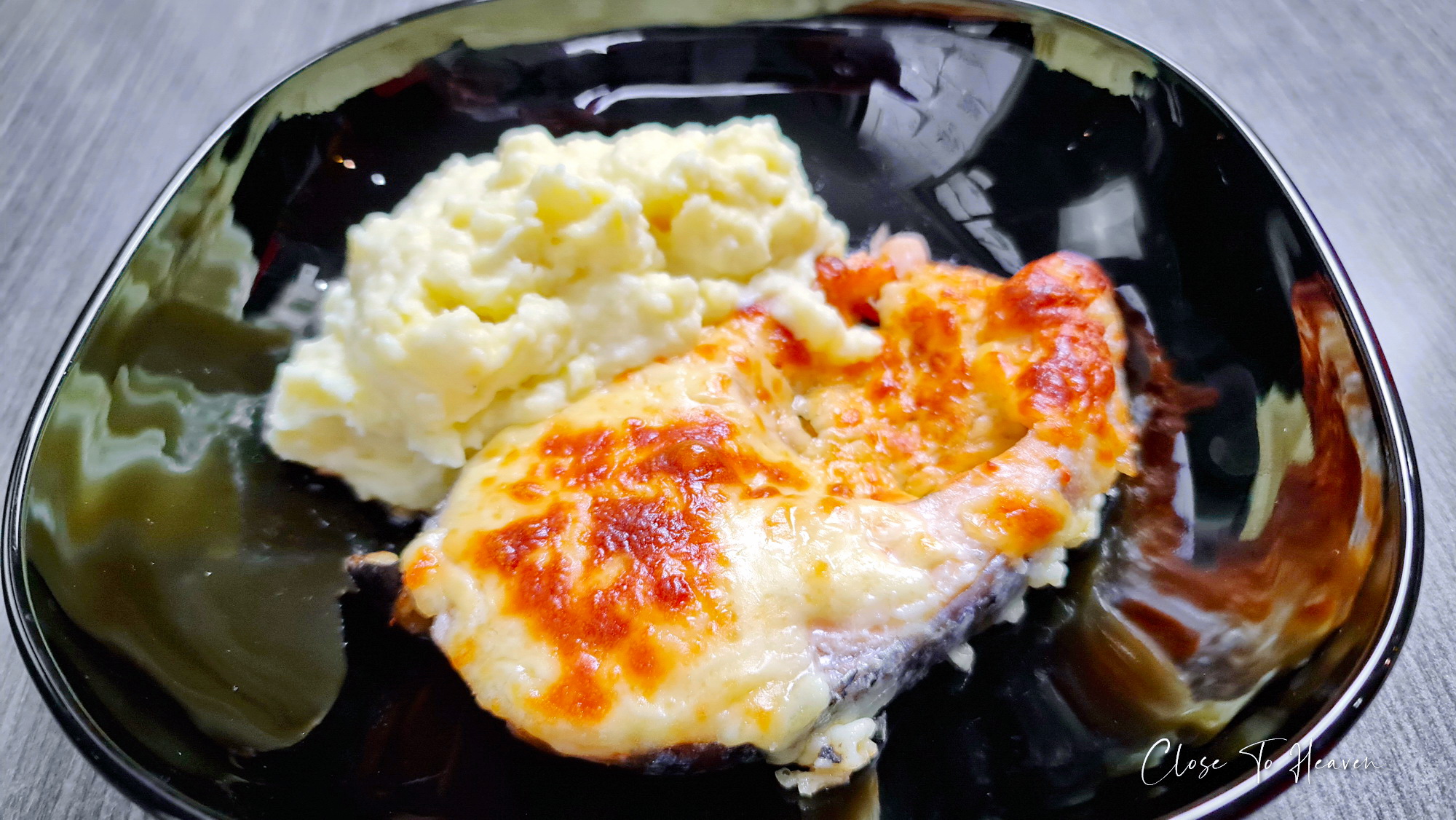Easiest Cheesy Baked Salmon Ever ปลาแซลมอนอบชีส